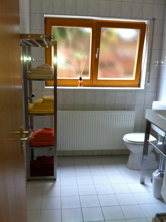 A Little Home Rust Quarto foto