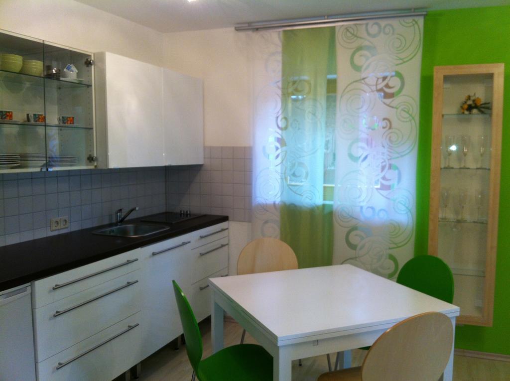 A Little Home Rust Quarto foto
